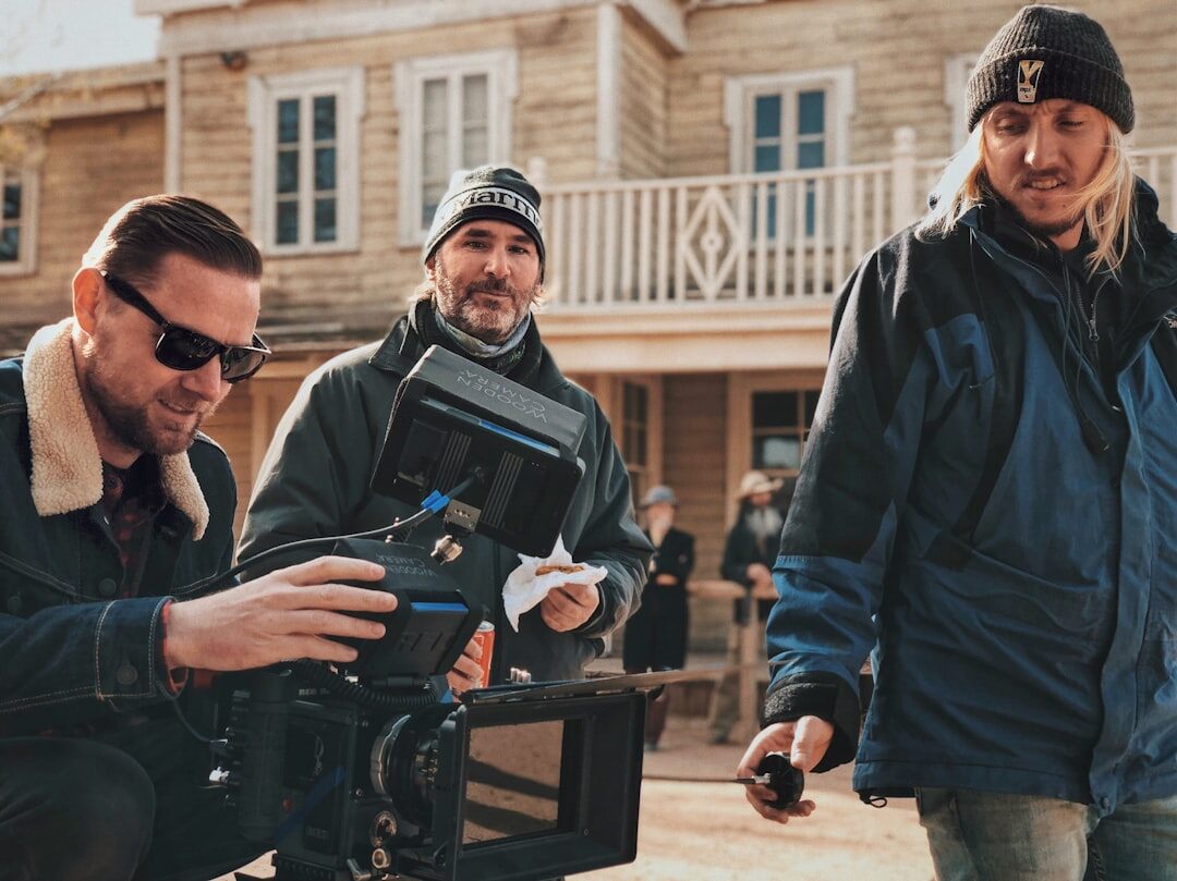 famous tv actor on set